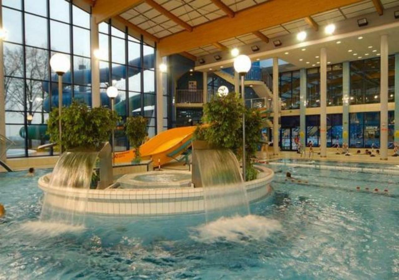P&O Serviced Apartments Pulawska Varsovie Extérieur photo